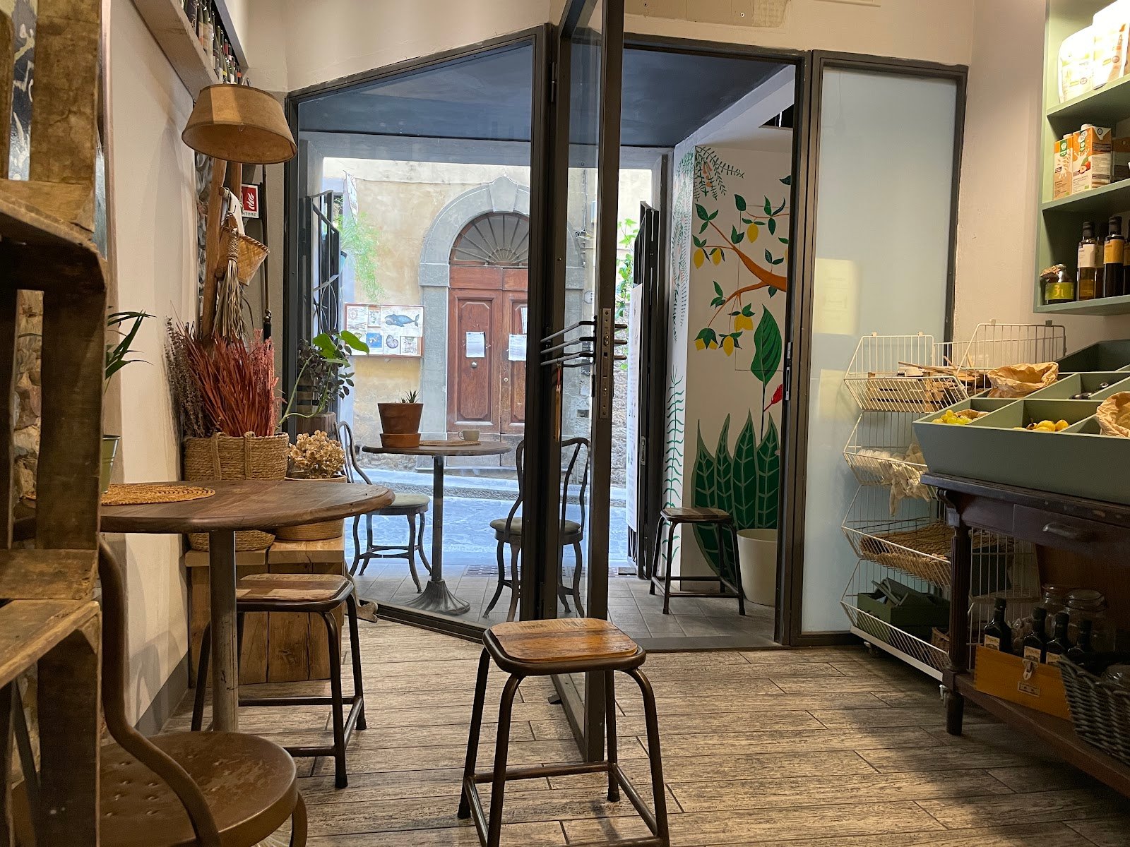Carduccio - Il Salotto Bio — Bistro in Oltrarno, Florence