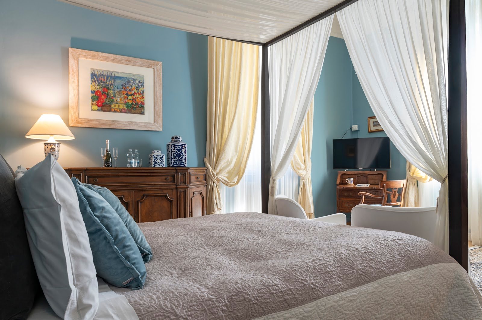 Opera Boutique B&B — Bed and breakfast in San Lorenzo, Florence