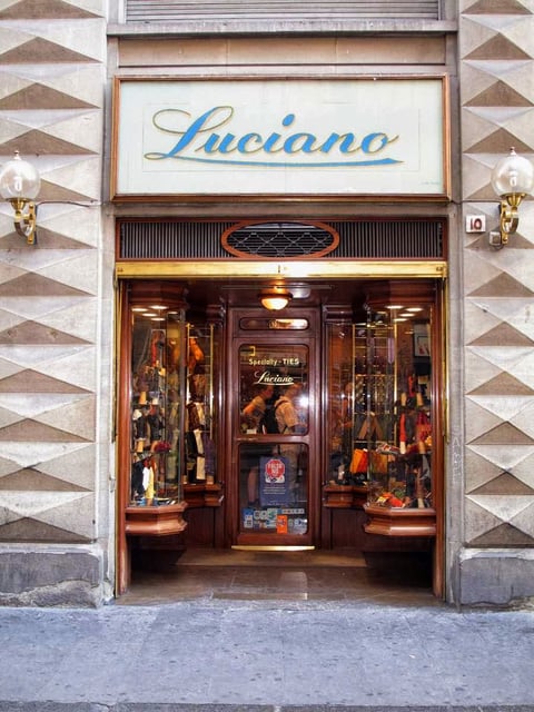 Luciano — Store in Centro Storico · Florence