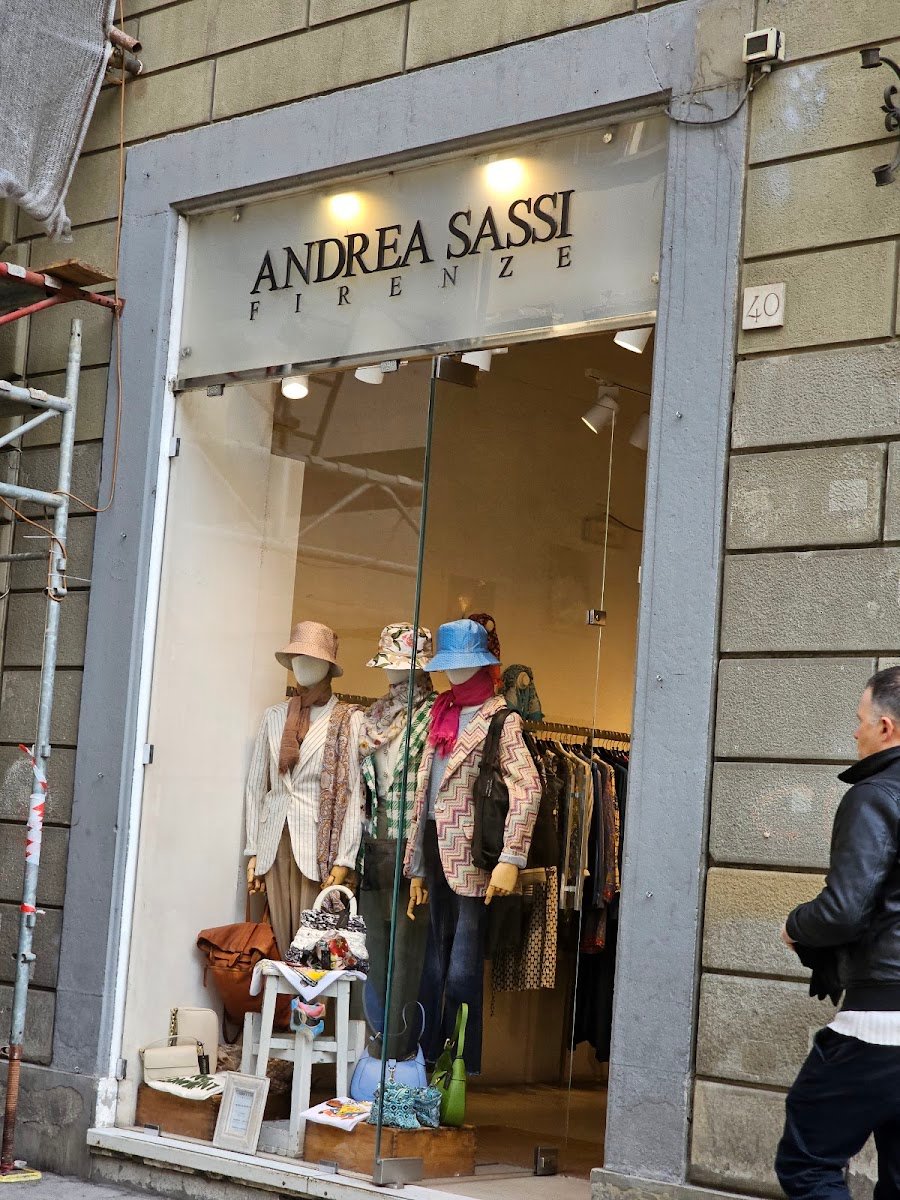 Du Pareil au même FIRENZE DEI PANZANI — Clothing store in Santa Maria Novella, Florence