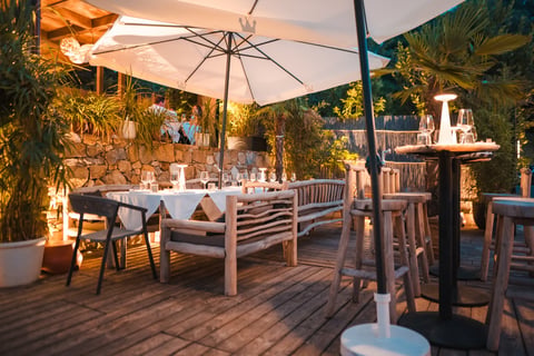 The Lodge Club — Restaurant in Oltrarno · Florence