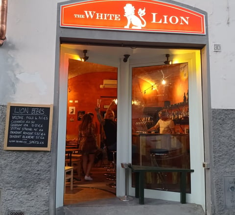 The White Lion — Pub in Santa Maria Novella · Florence