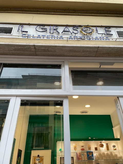 Gelateria Il Girasole — Ice cream shop in Outer Florence · Florence