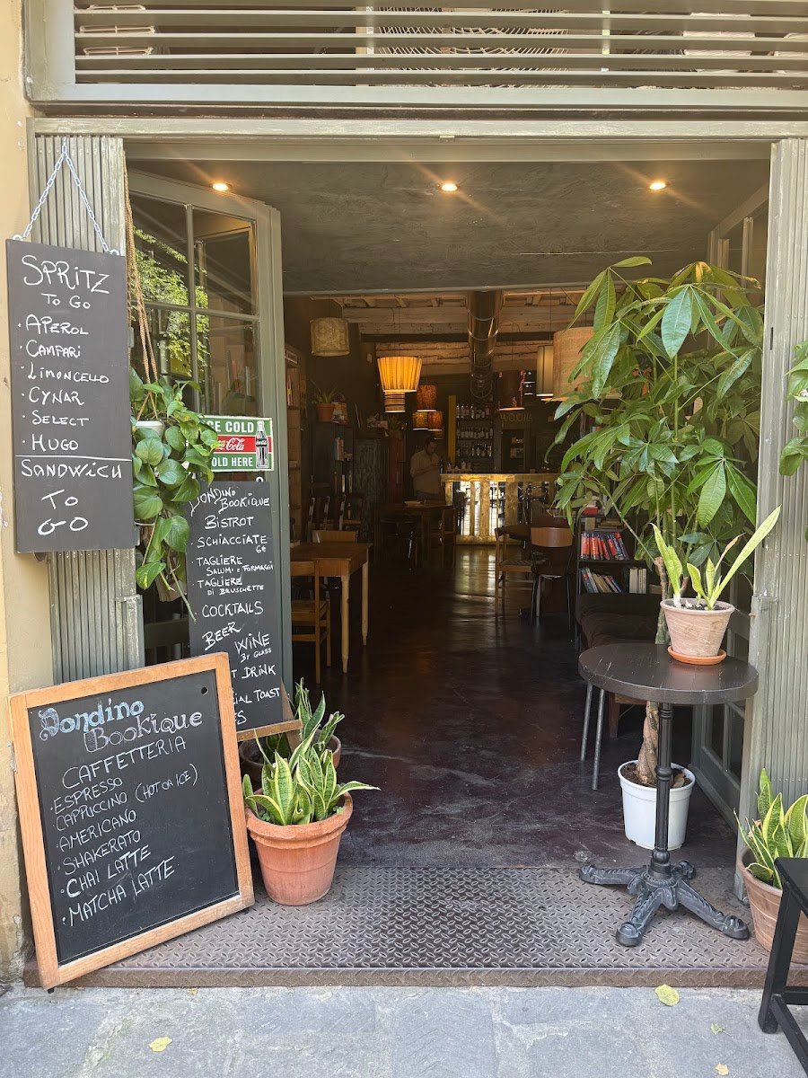Dondino Bookique — Bar in Oltrarno, Florence