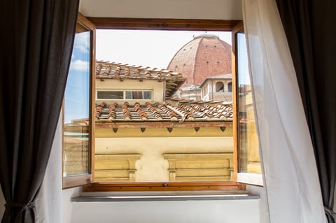 The Artists' Palace Florence — Bed and breakfast in San Lorenzo · Florence