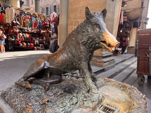Fontana del Porcellino — Fountain in Centro Storico · Florence