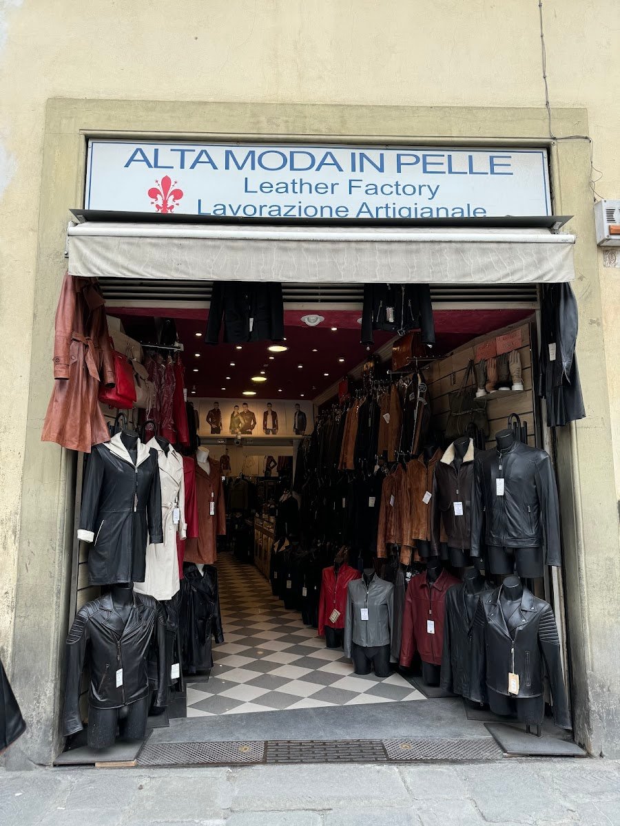 Alta Moda In Pelle — Store in San Lorenzo, Florence