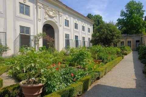 Limonaia — Park in Oltrarno · Florence