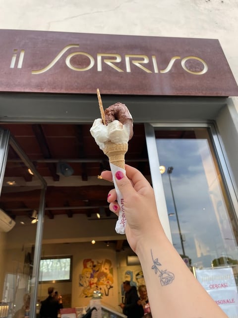 Gelateria Il Sorriso — Ice cream shop in Outer Florence · Florence