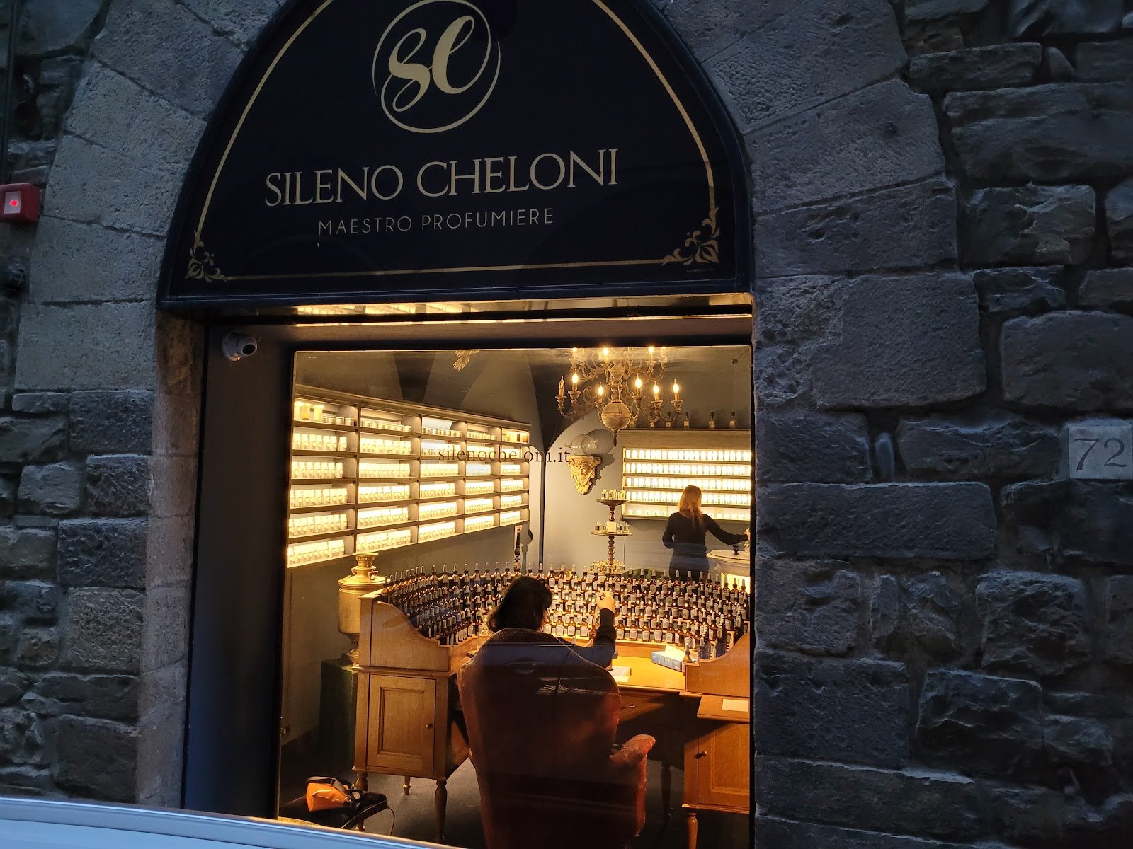 Profumoir Firenze - San Niccolò — Clothing store in Oltrarno, Florence