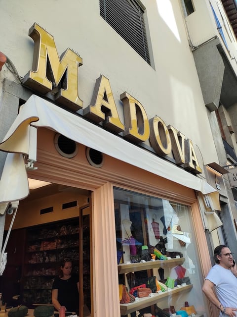 Madova — Store in Oltrarno · Florence