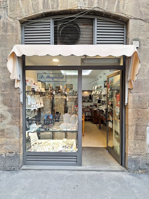 I Magnini — Jewelry store in Oltrarno · Florence