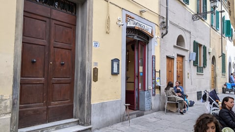 Pitta M'Ingolli — Cocktail bar in Oltrarno · Florence
