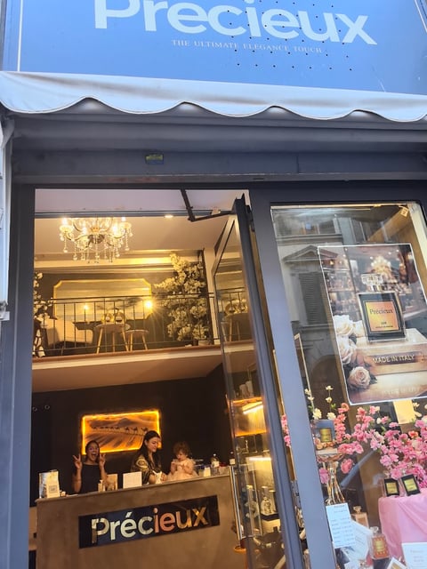 Précieux — Clothing store in San Lorenzo · Florence