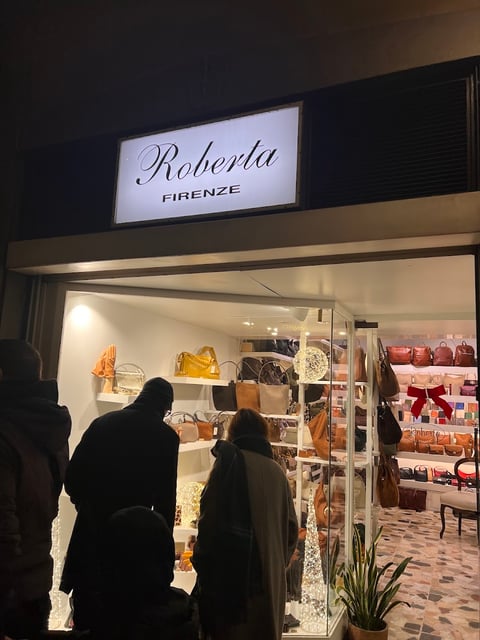 Roberta Firenze — Store in Oltrarno · Florence