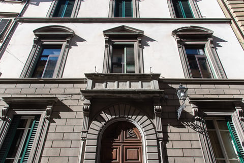 Coco Places Panearai Rooms Centro Storico — Lodging in Santa Croce · Florence