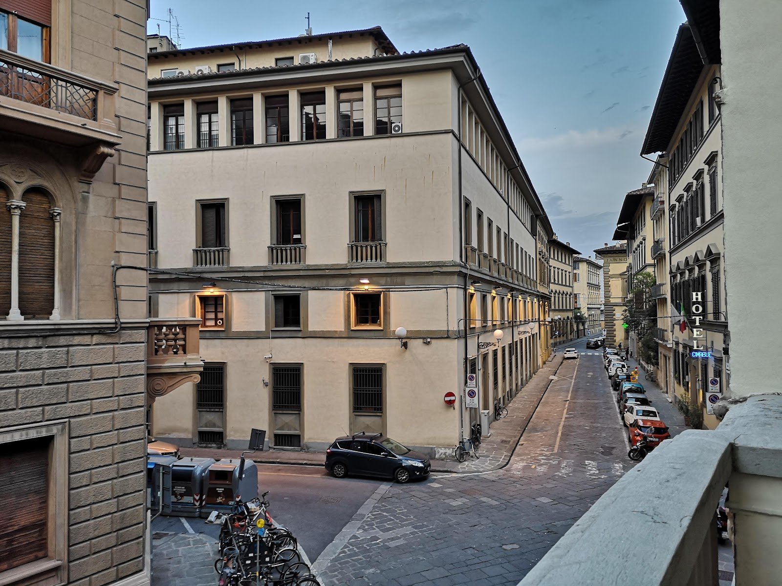 My Guest in Florence — Bed and breakfast in San Marco, Florence