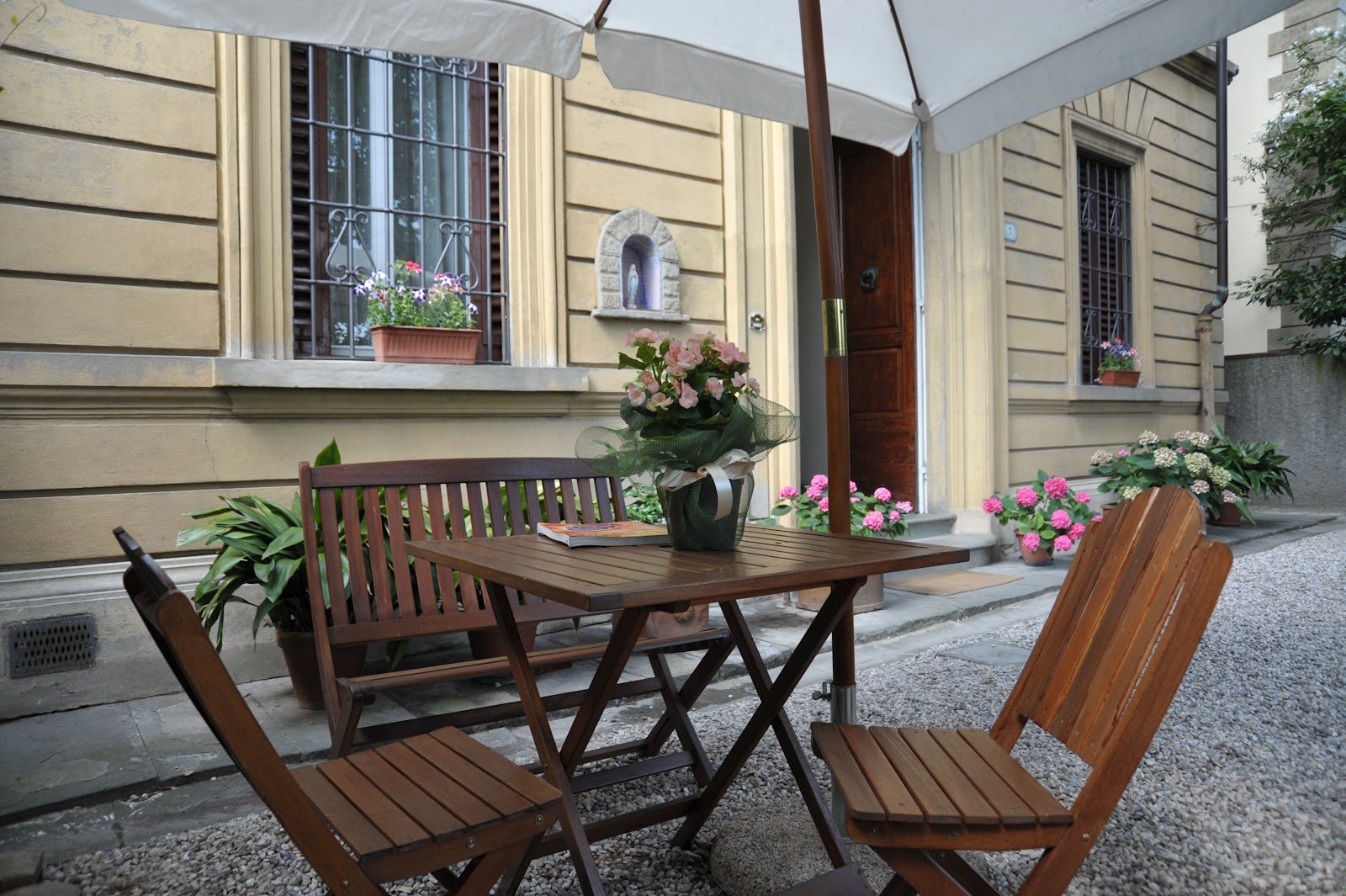 Villa alle Rampe — Bed and breakfast in Oltrarno, Florence