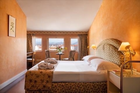Grand Hotel Adriatico — Hotel in Santa Maria Novella · Florence