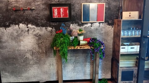 Í Pizzavendolo | Pizzeria ristorante a Firenze / Eventi sportivi in TV — Pizza restaurant in Oltrarno · Florence