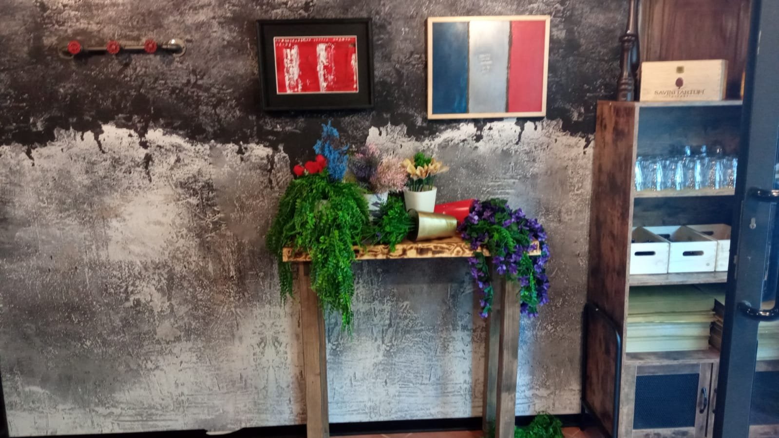 Í Pizzavendolo | Pizzeria ristorante a Firenze / Eventi sportivi in TV — Pizza restaurant in Oltrarno, Florence