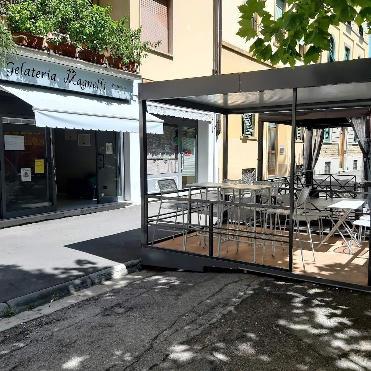 Gelateria Cioccolateria Magnolfi — Ice cream shop in Outer Florence, Florence