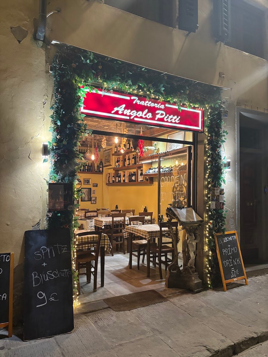 Trattoria Angolo Pitti — Restaurant in Oltrarno, Florence