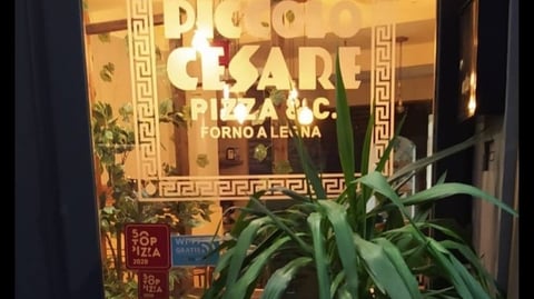 Pizzeria napoletana Piccolo Cesare Pizza NAPOLETANA — Pizza restaurant in Santa Maria Novella · Florence