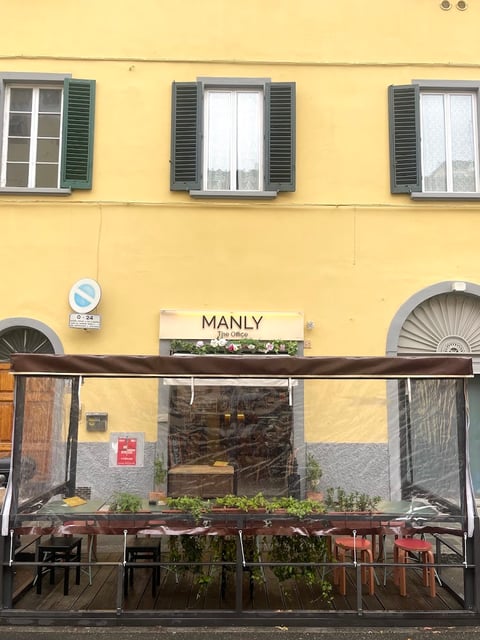 MANLY The Office — Brunch restaurant in Oltrarno · Florence