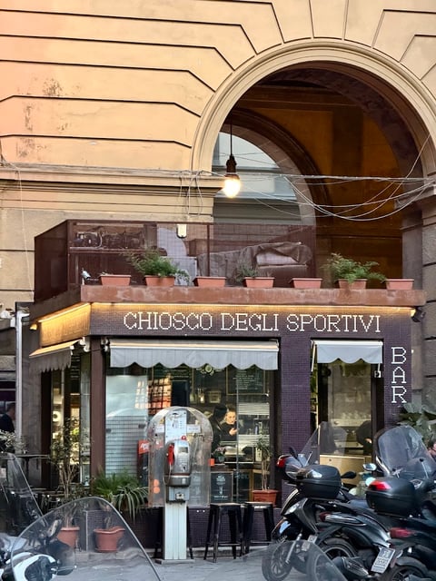 Chiosco Degli Sportivi — Cocktail bar in Centro Storico · Florence