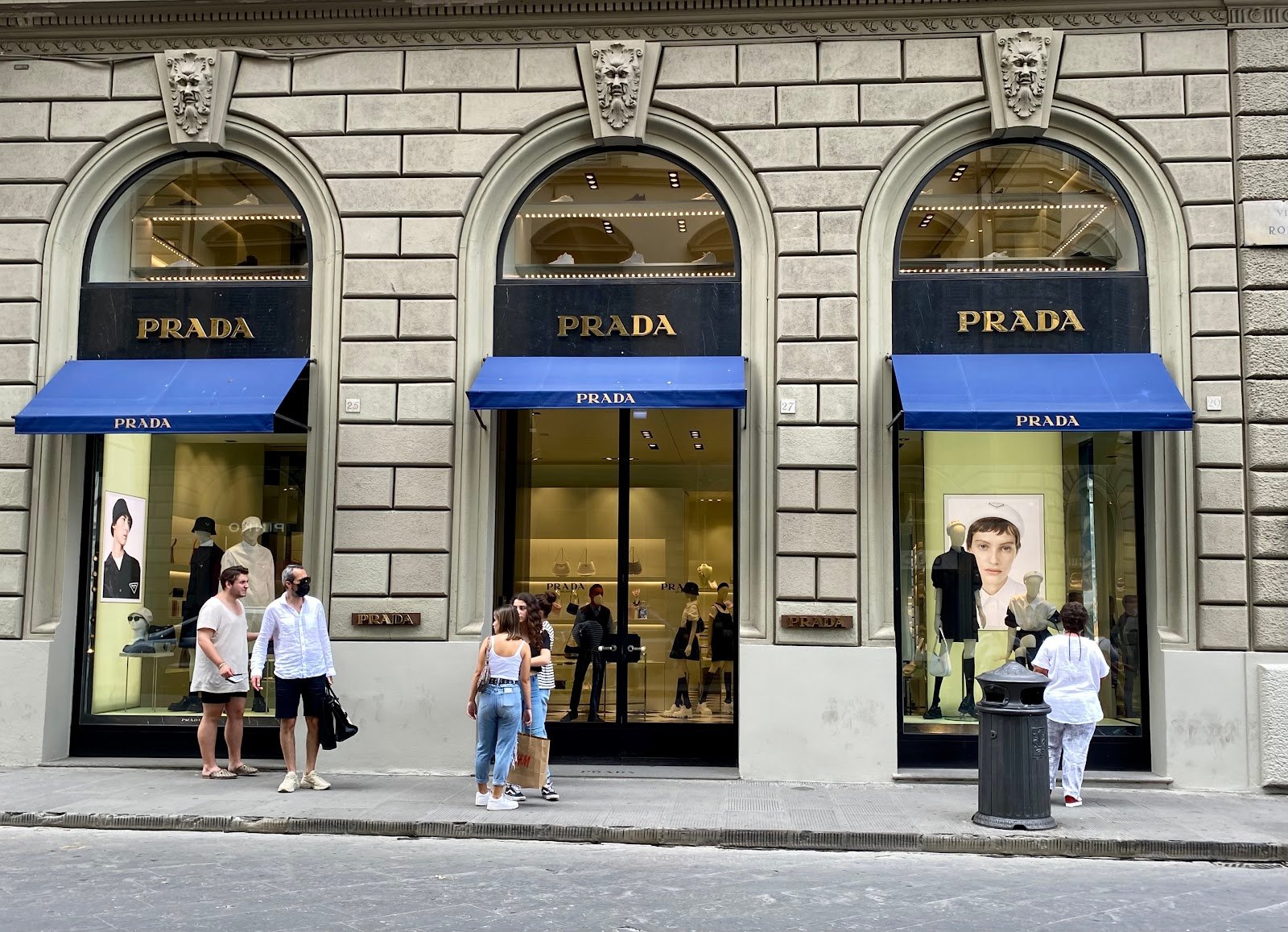 Prada Firenze Via Roma — Women's clothing store in Centro Storico, Florence