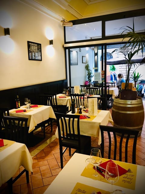 Taverna Dei Servi Firenze — Italian restaurant in Santa Croce · Florence