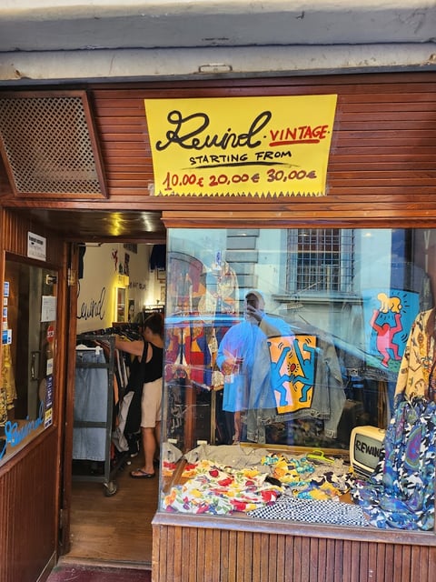Rewind Vintage Selection — Clothing store in San Lorenzo · Florence