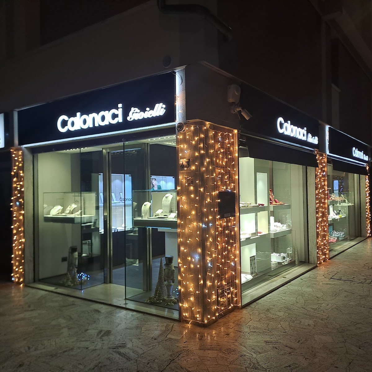 Calonaci Gioielli — Jewelry store in Outer Florence, Florence