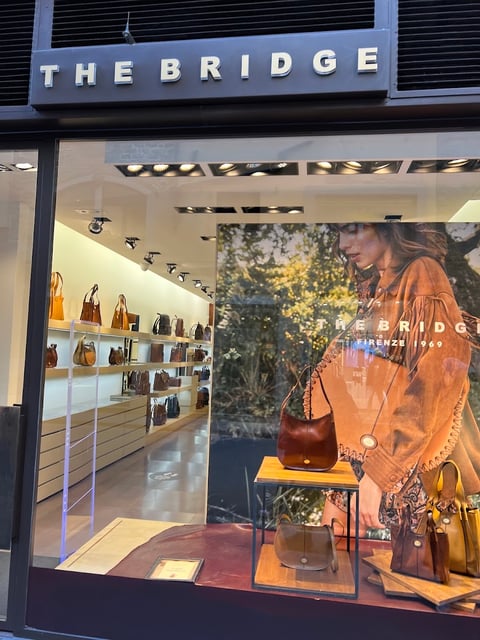 The Bridge Boutique Firenze — Store in Centro Storico · Florence