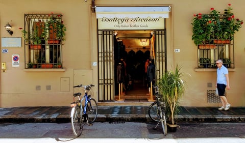 Bottega Ricasoli Firenze — Store in San Lorenzo · Florence