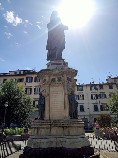 Statua di Manfredo Fanti — Tourist attraction in San Marco · Florence