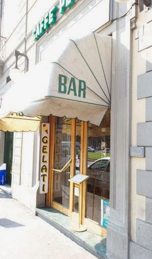 Caffè Petrarca — Coffee shop in Oltrarno · Florence