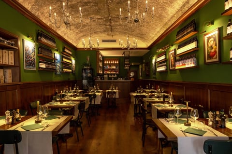 Cabiria Firenze — Restaurant in Oltrarno · Florence
