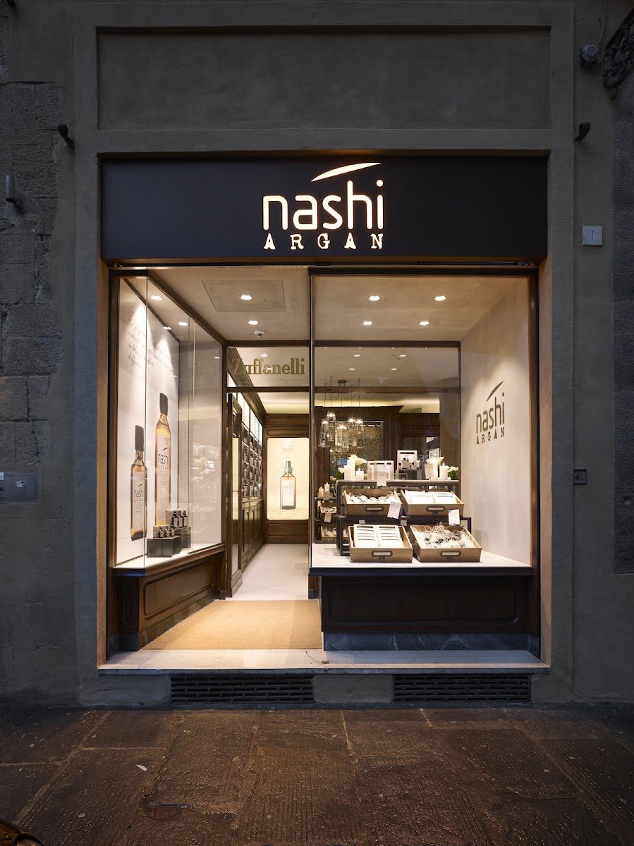Nashi Store Firenze — Store in Centro Storico, Florence