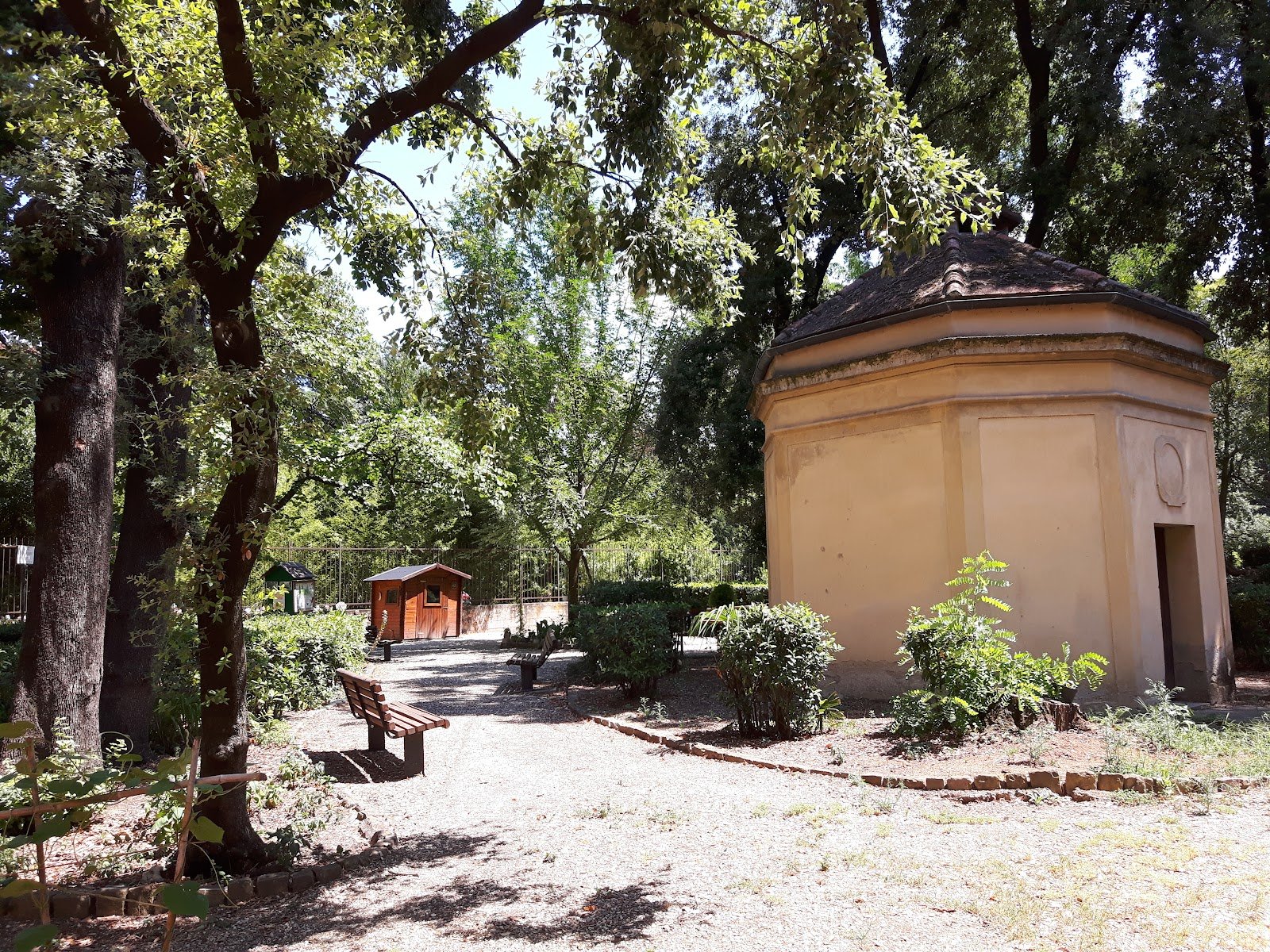 Giardino Elio Chianesi — Garden in San Marco, Florence