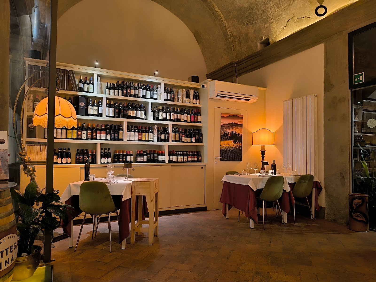 Osteria toscanella — Italian restaurant in Oltrarno, Florence