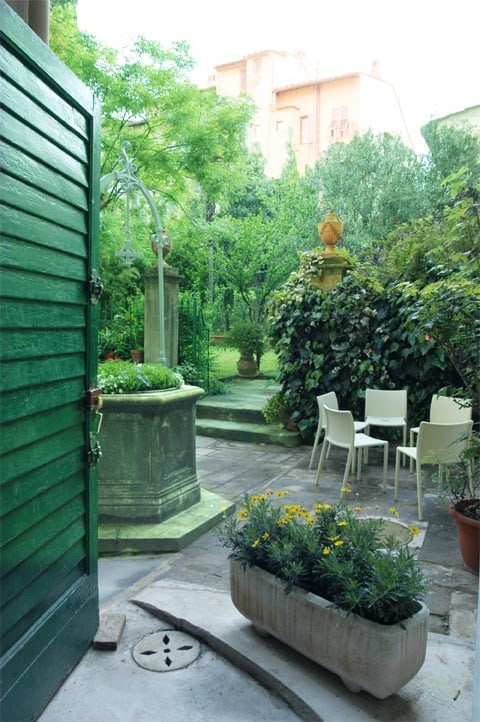 Libreria Libri Liberi — Book store in San Lorenzo, Florence