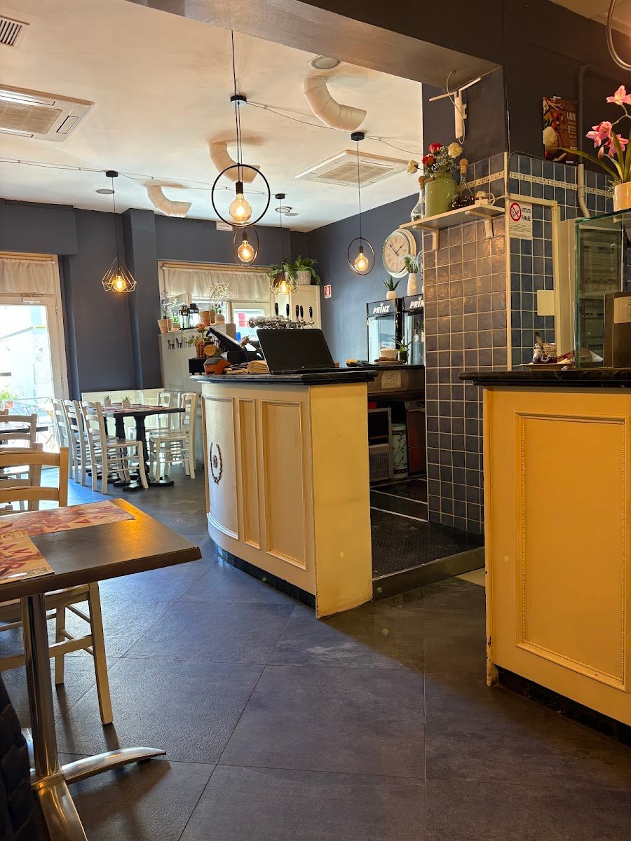Pizzeria Insieme- Gluten Free E Gourmet — Pizza restaurant in Outer Florence, Florence