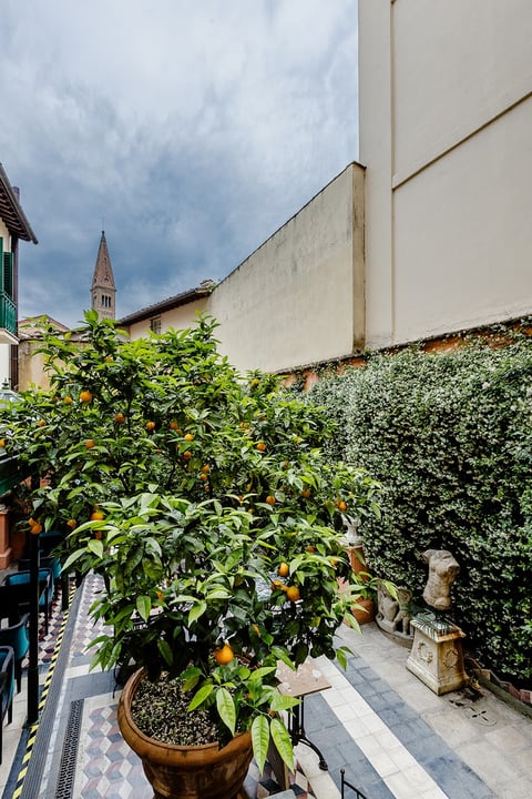 Palazzo dal Borgo — Hotel in Santa Maria Novella · Florence