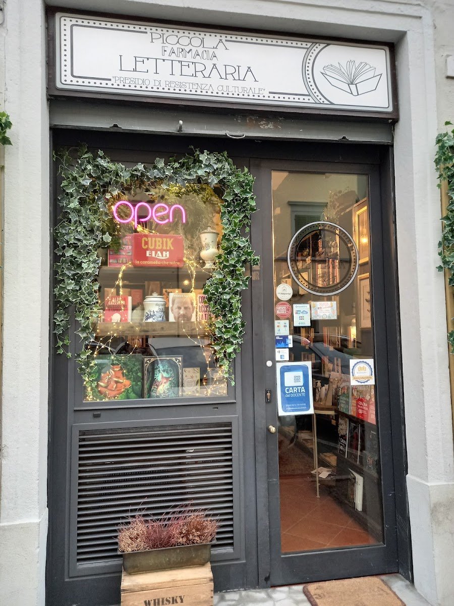 Piccola Farmacia Letteraria — Book store in Santa Croce, Florence