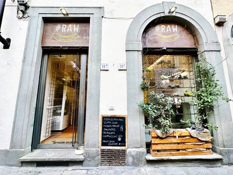 RAW VEGAN FIRENZE — RESTAURANT in Oltrarno · Florence