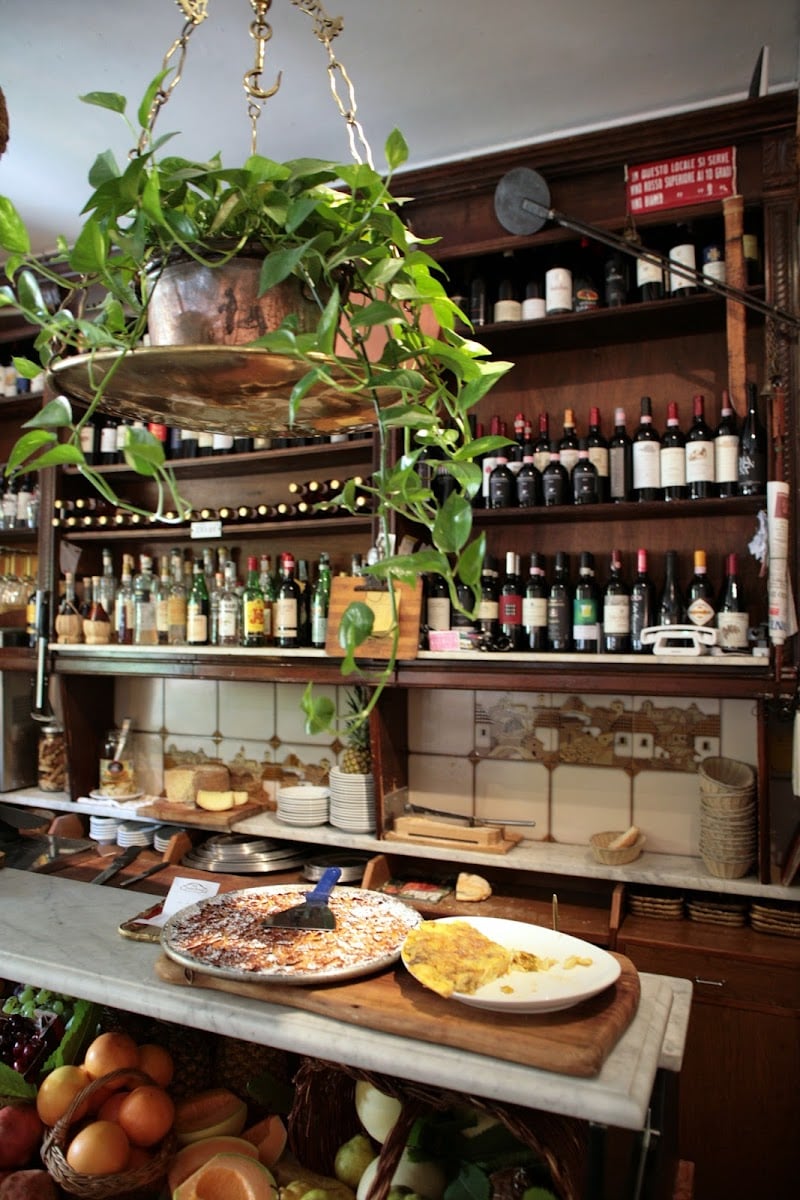 Ristorante Alla Vecchia Bettola Firenze — Italian restaurant in Oltrarno, Florence