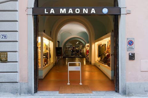 La Maona | Sebago, Napapijri, Helly hansen, Steinbock, Homeward.. — Clothing store in Santa Croce · Florence