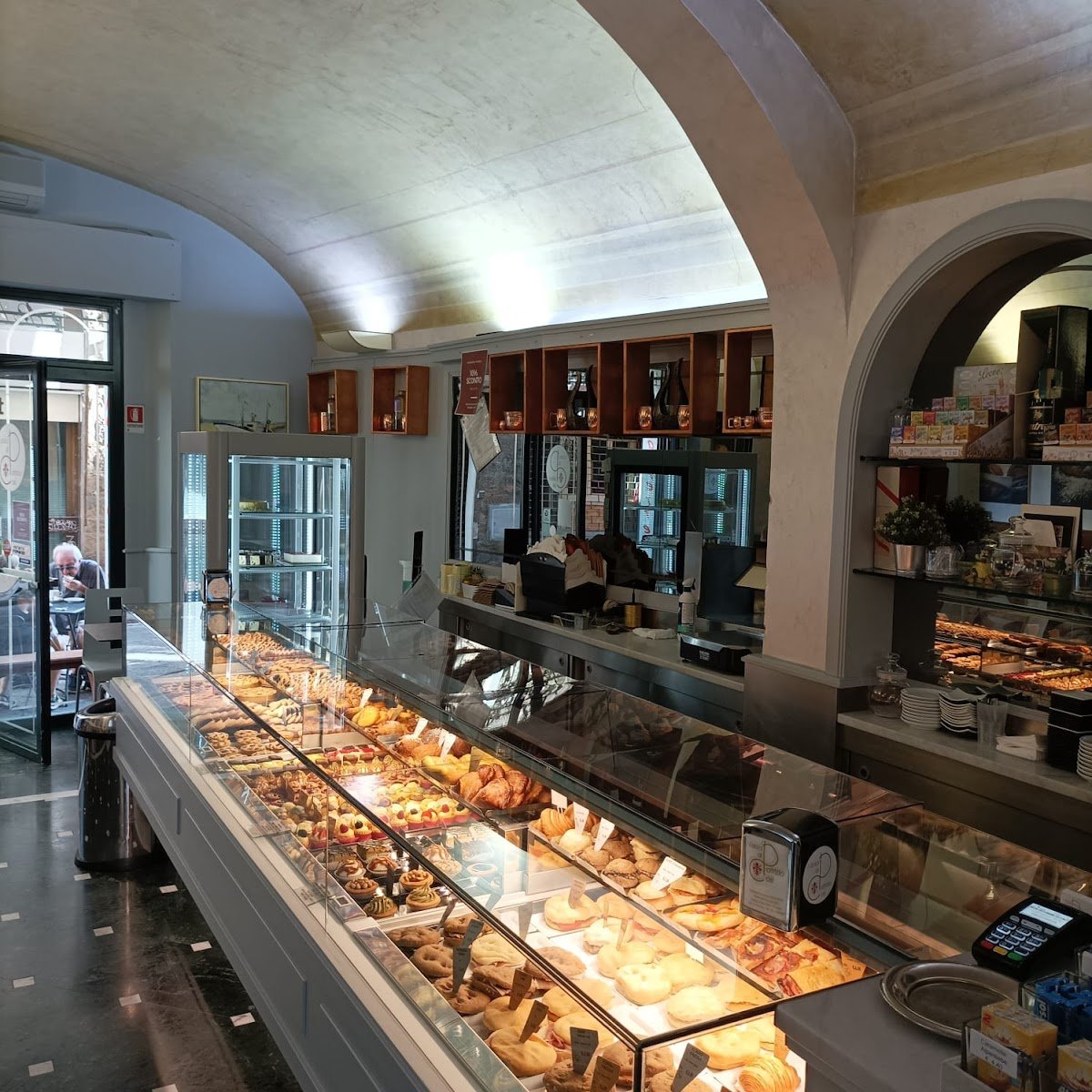 I Dolci Di Patrizio Cosi — Pastry shop in Santa Croce, Florence